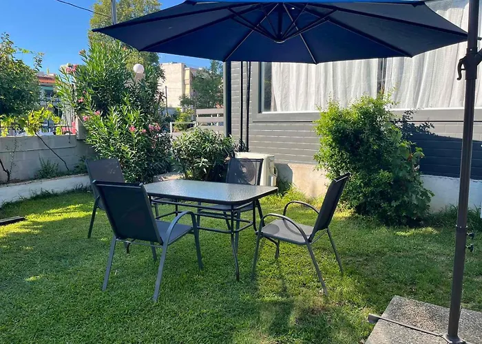 Blue * Nea Michaniona